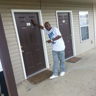 Profile Picture of James Harts (@james.harts.58) on Facebook