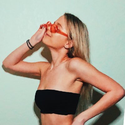 Profile Picture of Princess Sarah  👑 (@Sarah_Barry_) on Twitter