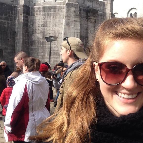 Profile Picture of Jenna Marek (@marekj068) on Poshmark