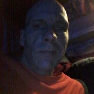 Profile Picture of Daniel Glick (@976a8e89afcb4df) on Twitter