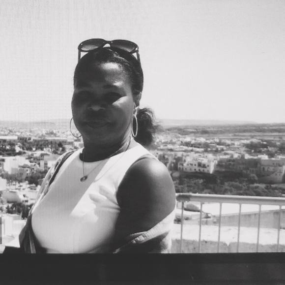 Profile Picture of Betty Thomas sorel (@beth11fr) on Poshmark