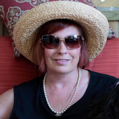 Profile Picture of Sandra Rourke (@HearMeRourke) on Twitter