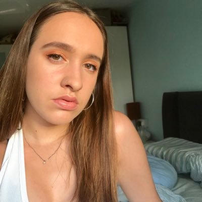 Profile Picture of Maddie Bryan  🌈 (@madeline_bxo) on Twitter