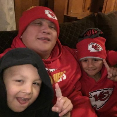 Profile Picture of Mike Corona (@MIKECORONA22) on Twitter