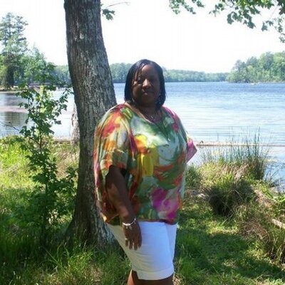 Profile Picture of Darlene Ward (@rev_ward) on Twitter