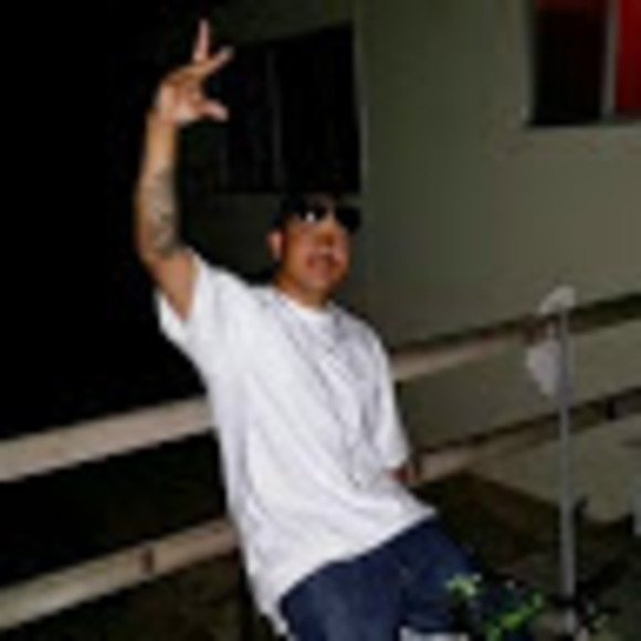 Profile Picture of Juan Hernandaz (@tony5150130) on Poshmark