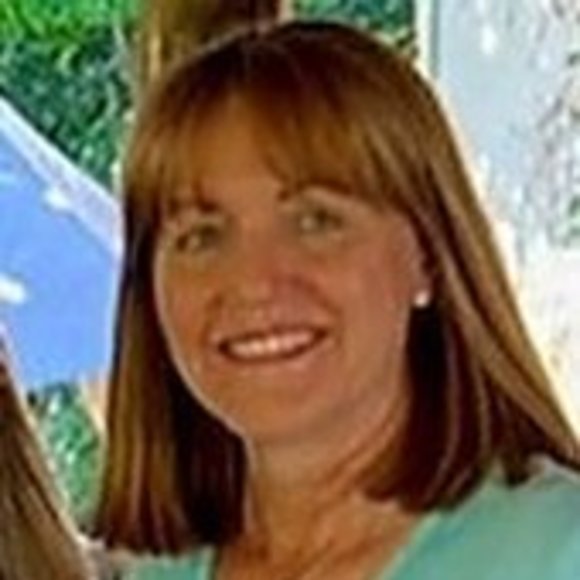 Profile Picture of Jill Flingos (@jilltones2004) on Poshmark