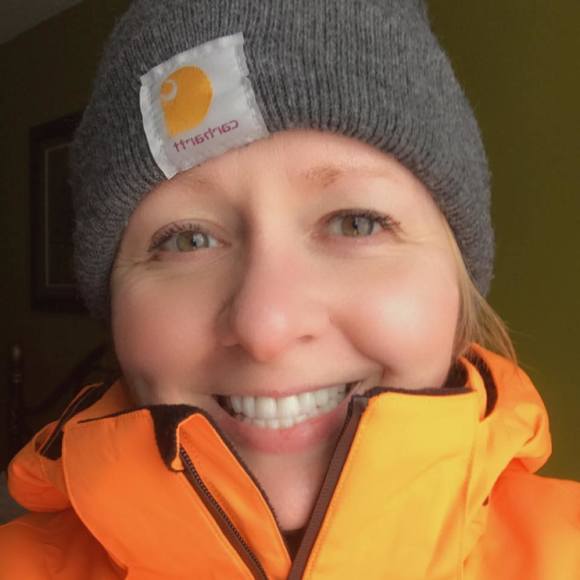 Profile Picture of Erin Brosseit (@erinbros77) on Poshmark