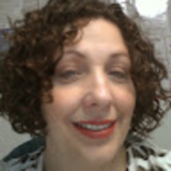 Profile Picture of Marie Cantelmo (@mfcantelmo) on Poshmark