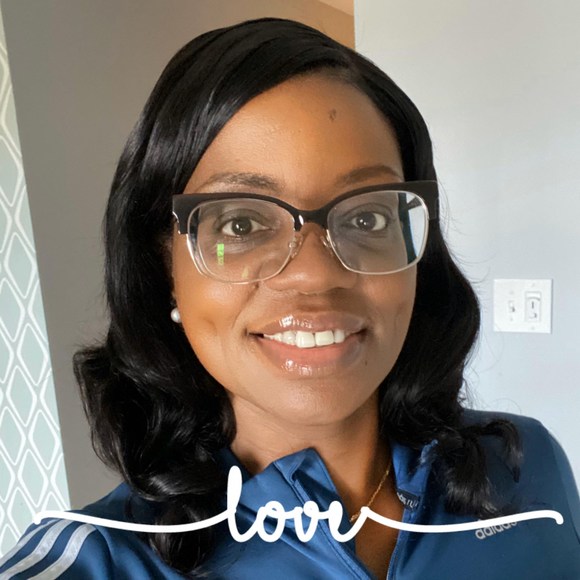 Profile Picture of Val Bethea-thomas (@valjomar) on Poshmark