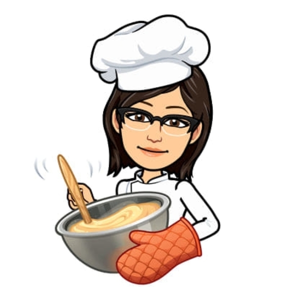 Profile Picture of Paula Ivancicts (@paulaivan4) on Poshmark