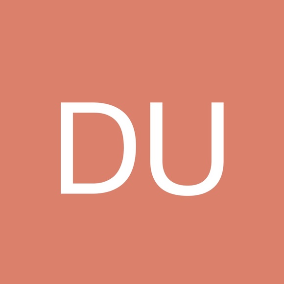 Profile Picture of Danika Unsicker (@danikachicka) on Poshmark