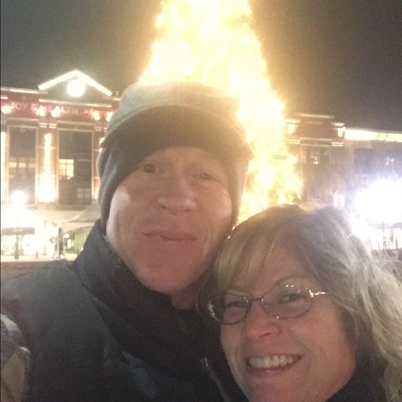 Profile Picture of Kris Bowen (@chapel80) on Poshmark