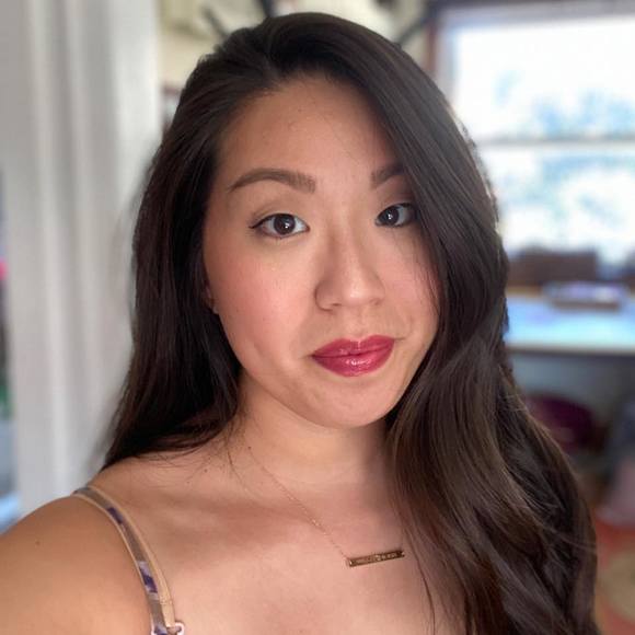 Profile Picture of Kate Gotsdiner (@kathrynkori) on Poshmark