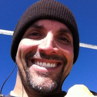 Profile Picture of Keith Robertson (@KeithBonefixr) on Twitter