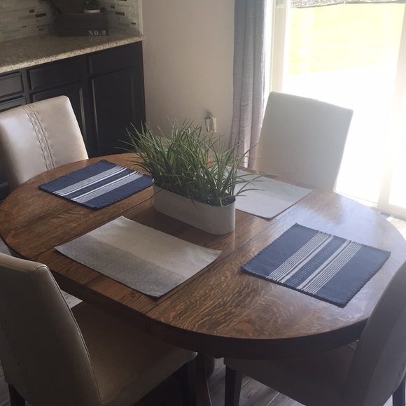 Ryan Larowe - Poshmark Profile Picture of Ryan Larowe (@rlarowe23) on Poshmark