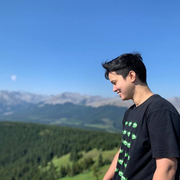 Profile Picture of Ruth Dela paz (@rdelapaz1485) on Poshmark