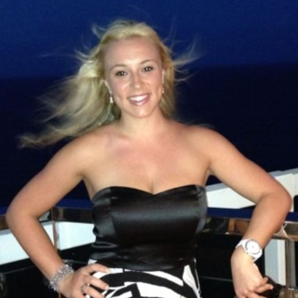 Profile Picture of Alexa Doyle (@alexalin04) on Poshmark