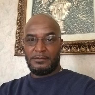 Profile Picture of Jeffrey D. Adams (@Silktimes) on Twitter