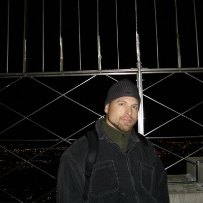 Profile Picture of Dan Bohn (@olllllllo_thing) on Twitter