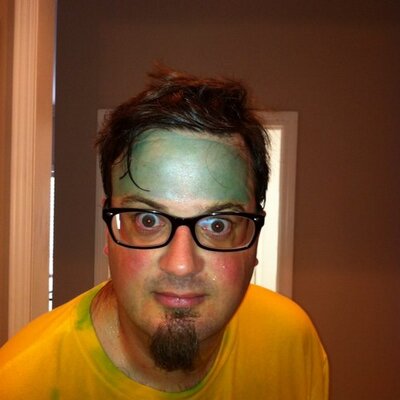 Profile Picture of Todd Shields (@HulatheHoop) on Twitter