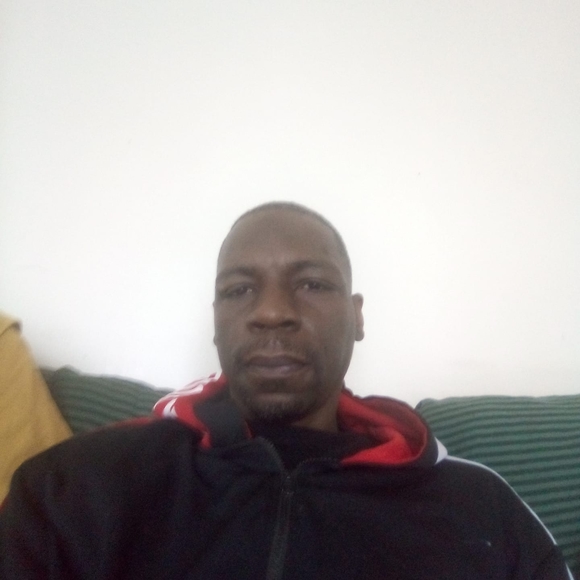 Profile Picture of Paul Dennis (@paulisthedeal89) on Poshmark