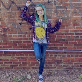 Julianne Riley - Pinterest Profile Picture of Julianne Riley (@julie082000) on Pinterest