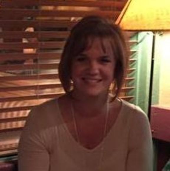 Profile Picture of Pamela Oglesby (@pamscottoglesby) on Poshmark