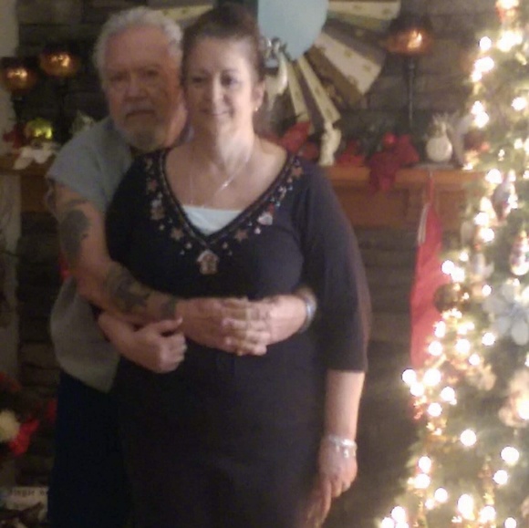 Profile Picture of Hilda Roberts (@donahue1028) on Poshmark