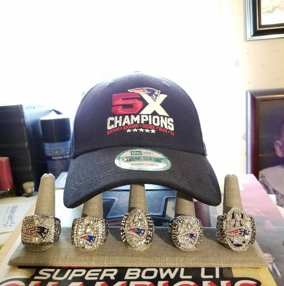 Profile Picture of David Landore (@davidlandore) on Poshmark