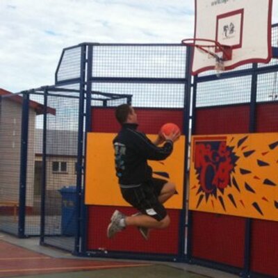 Profile Picture of Robert Kovacic (@kovacic92) on Twitter