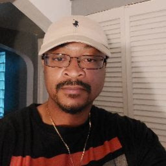 Profile Picture of John Mckinney (@1984johnmck) on Poshmark