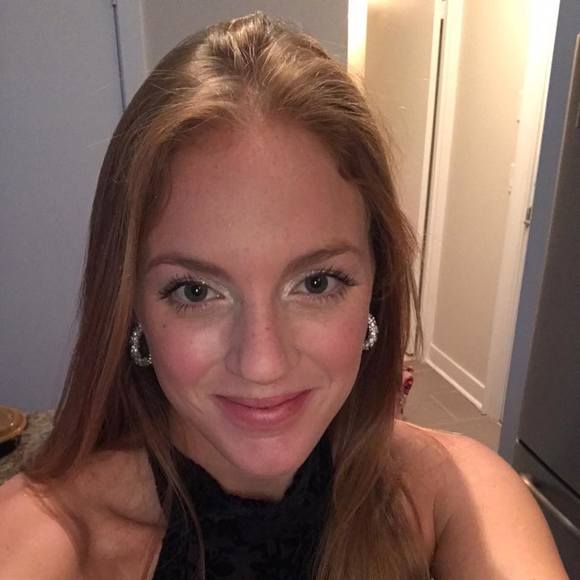 Profile Picture of Amy Hayman (@amylhayman) on Poshmark