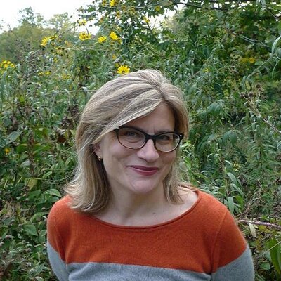Profile Picture of Amy Crum (@Amycrumdesigns) on Twitter