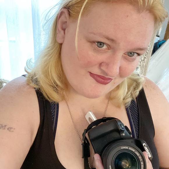 Profile Picture of Jayme Swift (@couponlove87) on Poshmark