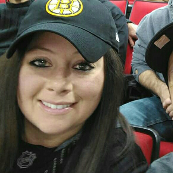 Profile Picture of Caendyl Maltby (@maltby13) on Poshmark