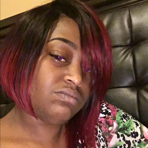 Profile Picture of Barbara Watson (@bharbydal) on Poshmark