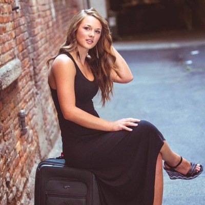 Profile Picture of Say Say (@ChalichSara) on Twitter