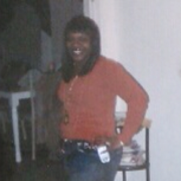 Profile Picture of Latese Cooperwood (@latese79) on Poshmark