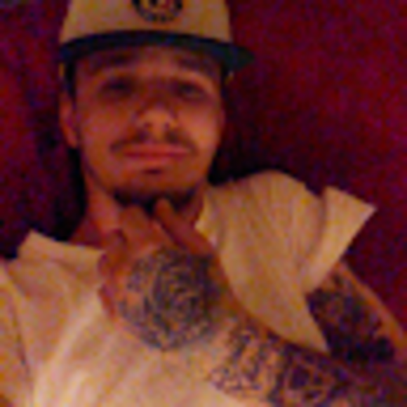 Profile Picture of Joey Ray (@mojo61236) on Poshmark