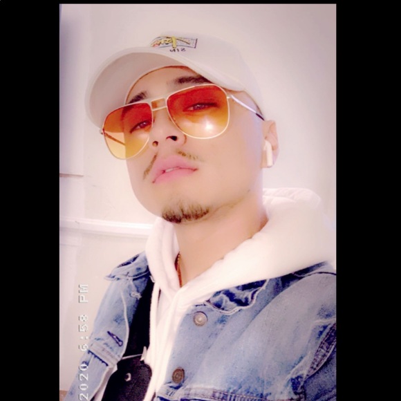 Profile Picture of Elmer Ibarra (@elmeribarra0204) on Poshmark