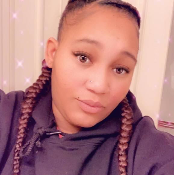 Profile Picture of Erika Pierce (@erikapierce88) on Poshmark