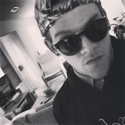 Profile Picture of Joshua Toney (@erraticcreator) on Twitter