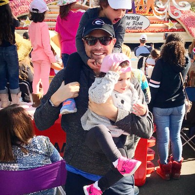 Profile Picture of Joel Waldman (@DadDispatches) on Twitter