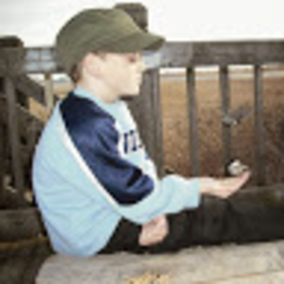 Profile Picture of Lisa Marr (@lisamarr759) on Poshmark