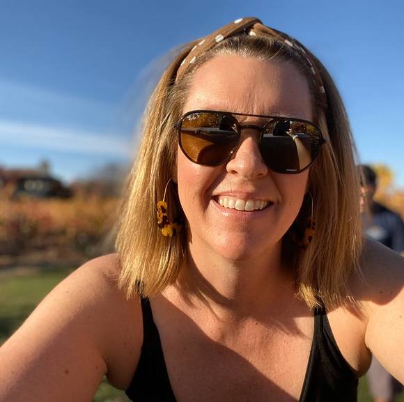 Profile Picture of Deleight Kelly sudmeier (@dsudmeier) on Poshmark