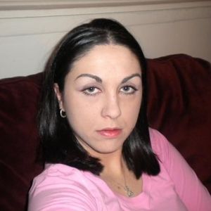 Profile Picture of Leslie Olson (@sexyschoolgurl28) on Myspace