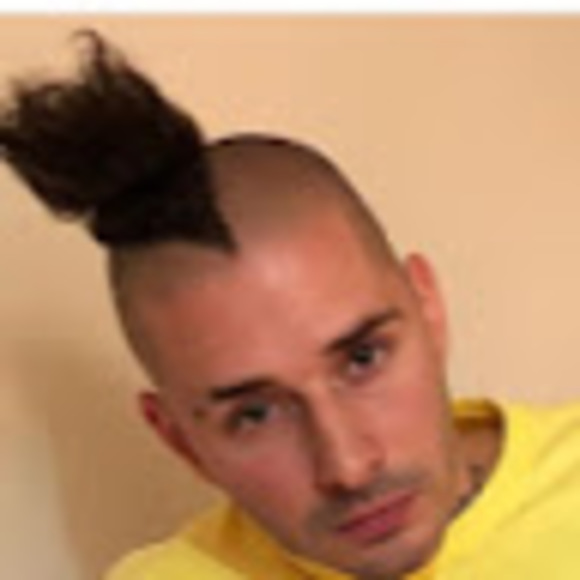 Profile Picture of Gianna Lombardozzi (@popaddict1982) on Poshmark