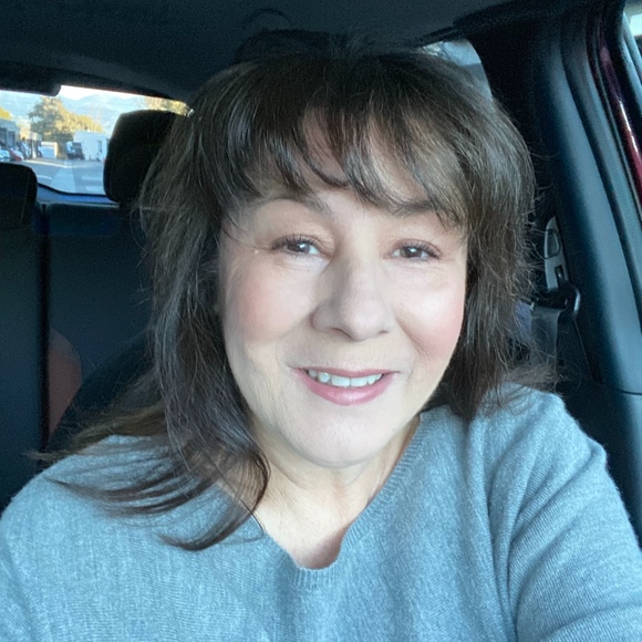 Profile Picture of Judy Estrada (@judylove68) on Poshmark