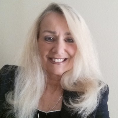 Profile Picture of Alexandra Michot -Michaels (@amichotmichaels) on Twitter